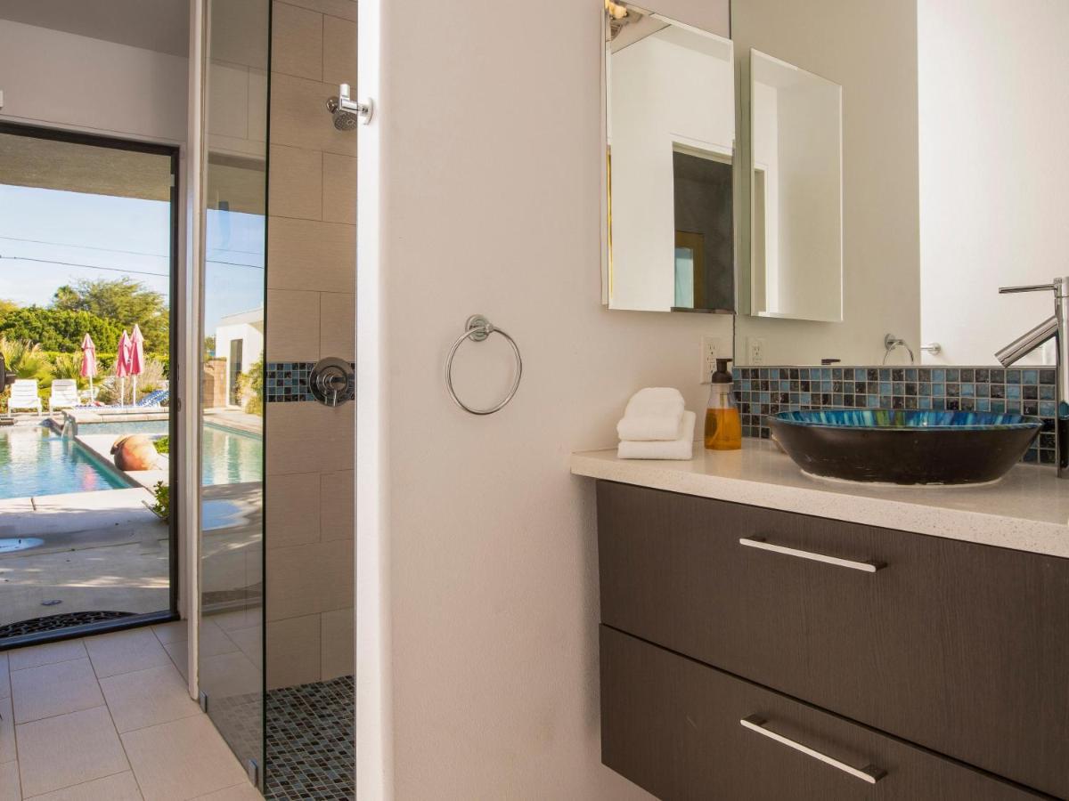 Villa Casa Azul By Acme House Company à Palm Springs Extérieur photo